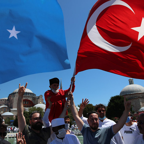 Αγία Σοφία - Πανηγυρισμοί μουσουλμάνων πριν από την πρώτη προσευχή