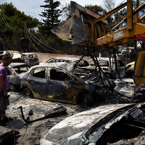 Φωτιά στο Μάτι: Επανεξετάζεται το αίτημα του ανακριτή για άσκηση ποινικής δίωξης σε βαθμό κακουργήματος