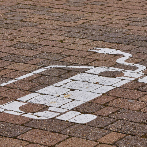 Ηλεκτροκίνηση: Πότε ξεκινά το πρόγραμμα επιδότησης για την αγορά ηλεκτρικών οχημάτων