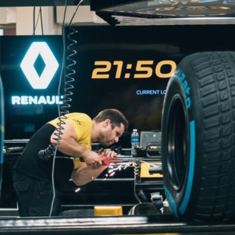 Renault: Απώλειες 7,292 δισ. ευρώ λόγω κορωνοϊού