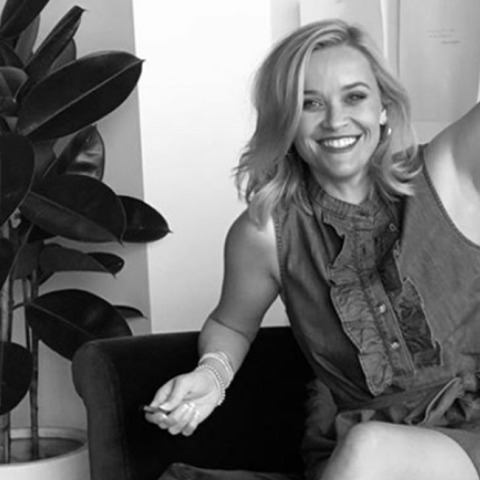 Η Reese Witherspoon συμμετέχει στο #ChallengeAccepted του Instagram