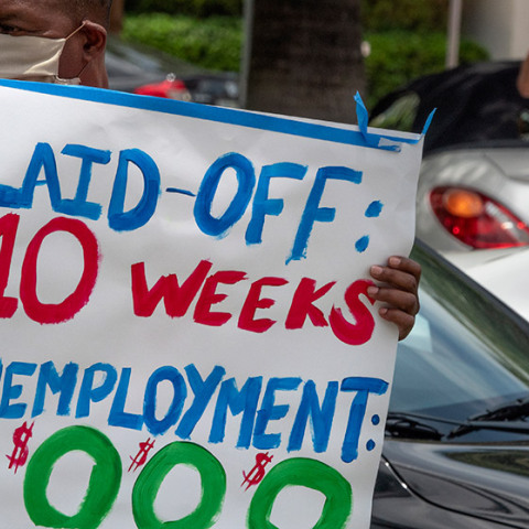 Οι Ηνωμένες Πολιτείες  εισήλθαν επισήμως σε ύφεση 