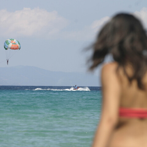 Κορωνοϊός: Εντατικοί έλεγχοι στη Βόρεια Ελλάδα - Σφραγίστηκαν μπαρ στη Χαλκιδική και επιβλήθηκαν υψηλά πρόστιμα