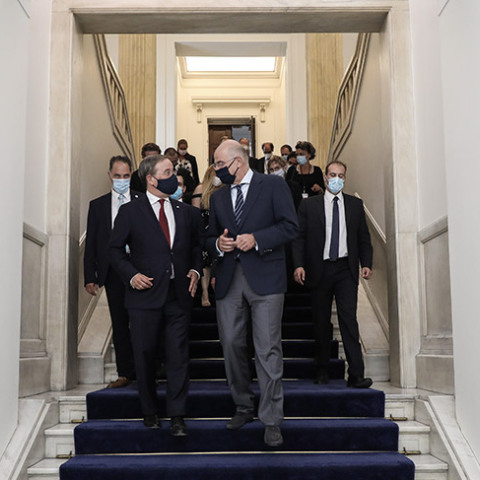 ΣΥΝΑΝΤΗΣΗ ΤΟΥ ΥΠΕΞ ΝΙΚΟΥ ΔΕΝΔΙΑ ΜΕ ΤΟΝ ΠΡΩΘΥΠΟΥΡΓΟ ΤΟΥ ΚΡΑΤΙΔΙΟΥ ΤΗΣ Β. ΡΗΝΑΝΙΑΣ - ΒΕΣΤΦΑΛΙΑΣ A. LASCHET 