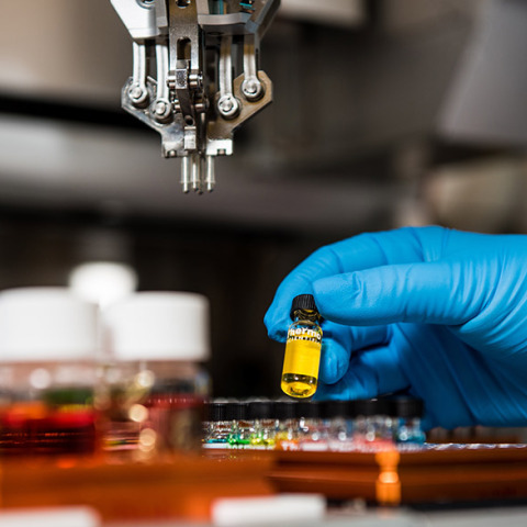 Τι δείχνει μελέτη για τη μεταδοτικότητα του SARS-CoV-2 στις ΗΠΑ