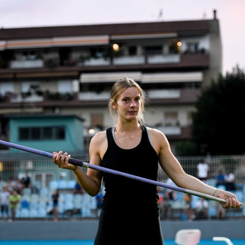 Η αθλήτρια Ελίνα Τζένγκο