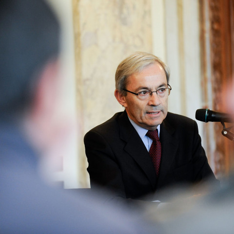 Ο Ελληνοκύπριος Οικονομολόγος που κέρδισε το Νόμπελ Οικονομίας Χρισόφορος Πισσαρίδης