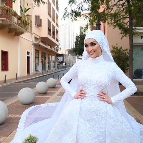 Έκρηξη στη Βηρυτό: Νύφη παρασύρεται από το ωστικό κύμα την ώρα της γαμήλιας φωτογράφισης