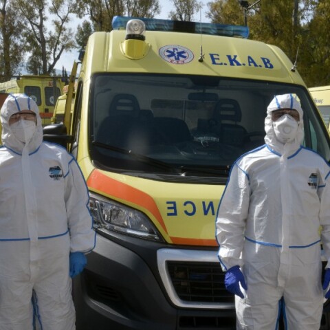 Ο ΑΔΜΗΕ στηρίζει τα νησιά με δωρεά θαλάμων αεροκομιδής στο ΕΚΑΒ