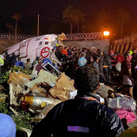 Ινδία - Συντριβή αεροσκάφους