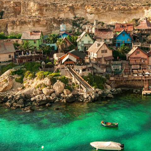 Το «χωριό του Ποπάι» στη Μάλτα - Τα νέα κρούσματα κορωνοϊού στη νησιωτική χώρα  έφεραν έκτακτα περιοριστικά μέτρα