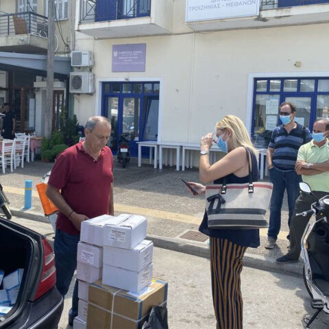 Κορωνοϊός στον Πόρο: Μάσκες και αντισηπτικά από την Περιφέρεια Αττικής