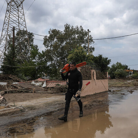 Κακοκαιρία στην Εύβοια: 300 χιλιοστά βροχής μέσα σε 8 ώρες δείχνουν τα στοιχεία του meteo.gr