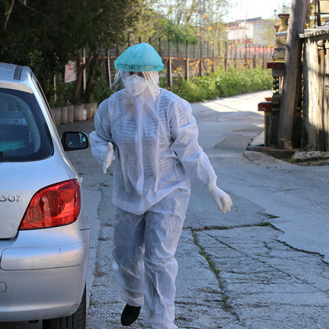 Κορωνοϊός στη Λάρισα - Έκτακτα περιοριστικά μέτρα στον Αμπελώνα