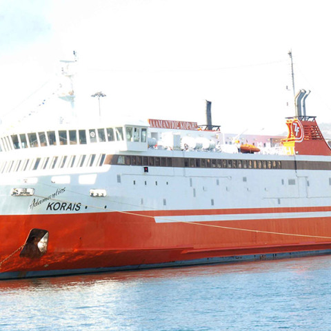 Βλάβη στο  πλοίο «Αδαμάντιος Κοραής»