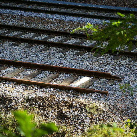 Εκτροχιασμός τρένου στη Σκωτία με τρεις νεκρούς