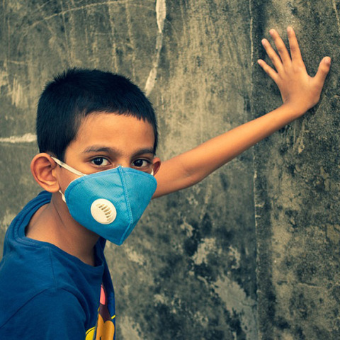 Κορωνοϊός - Μάσκα με βαλβίδα