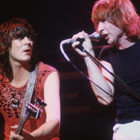 O μπασίστας Pete Way και ο τραγουδιστής Phil Mogg των UFO