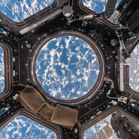 Διεθνής Διαστημικός Σταθμός: Εξερευνώντας τον σε 200 σελίδες