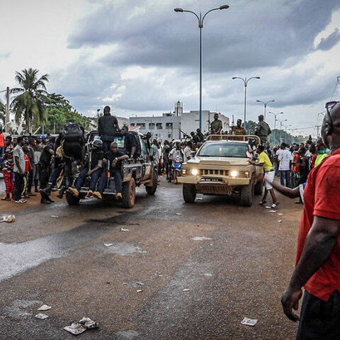 Πραξικόπημα στο Μάλι: Οι στρατιωτικοί ώθησαν σε παραίτηση τον πρόεδρο της χώρας και υπόσχονται εκλογές σε εύλογο χρονικό διάστημα
