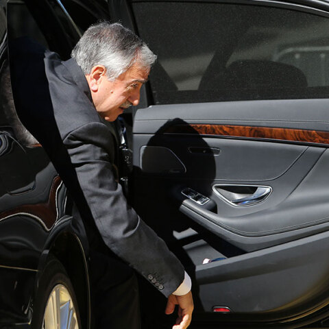 Μουσταφά Ακιντζί 