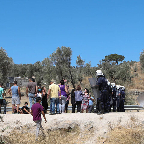 Λέσβος: Επεισόδια ανάμεσα σε κατοίκους και αστυνομικούς στη Μόρια