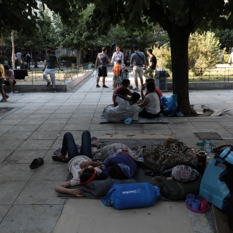 Πρόσφυγες και μετανάστες στην πλατεία Βικτωρίας