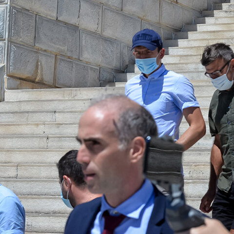 Ένοχος ο Χάρι Μαγκουάιρ, αρχηγός της Μάντσεστερ Γιουνάιτεντ για την επίθεση σε αστυνομικούς στη Μύκονο