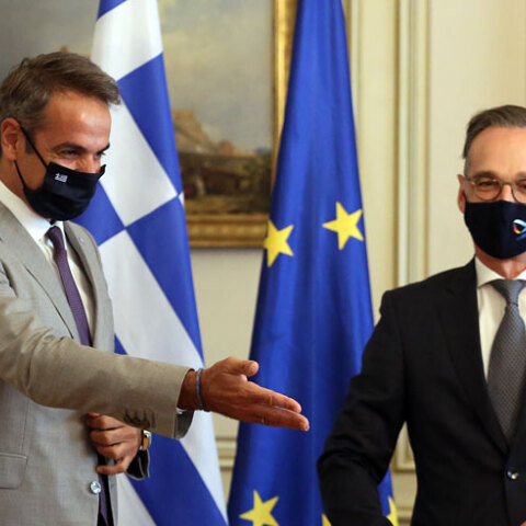 Ο πρωθυπουργός Κυριάκος Μητσοτάκης υποδέχεται τον υπουργό Εξωτερικών της Γερμανίας Χάικο Μάας 