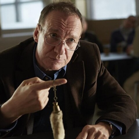 Τιμώμενος Επισκέπτης (Guest of Honour) ταινία