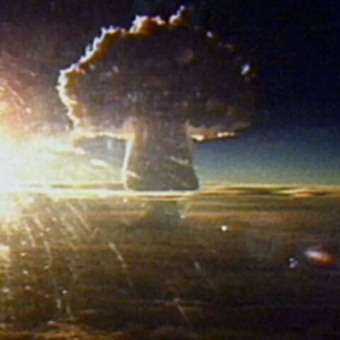 «Tsar Bomba»: Η ισχυρότερη ατομική βόμβα που πυροδοτήθηκε στον πλανήτη Γη - Κατασκευάστηκε από τη Σοβιετική Ένωση