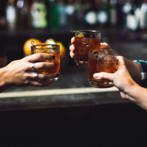 Το Mataroa Gin και 3 κορυφαία bar στέκονται δίπλα στο Λίβανο