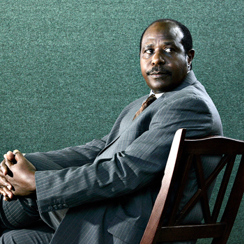 Απήγαγαν τον αληθινό ήρωα της ταινίας Hotel Rwanda