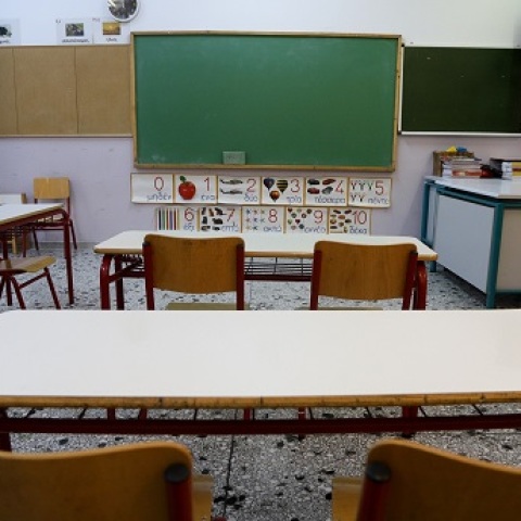 Κορωνοϊός: Τις εκτιμήσεις του για το μεγάλο στοίχημα των προσεχών ημερών, το άνοιγμα των σχολείων, έδωσε ο καθηγητής λοιμωξιολογίας Νίκος Σύψας 