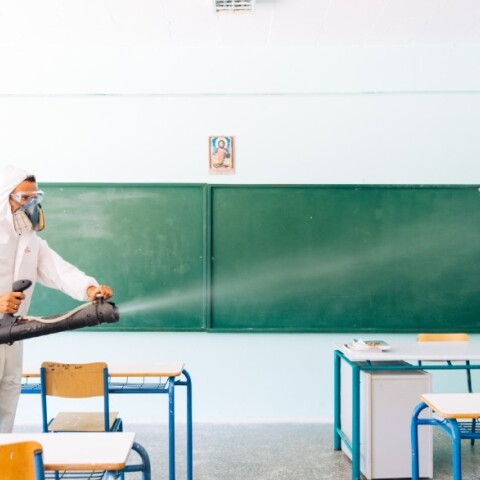 Δήμος Αθηναίων: Απολυμάνσεις και αντισηπτικά σε όλα τα σχολεία