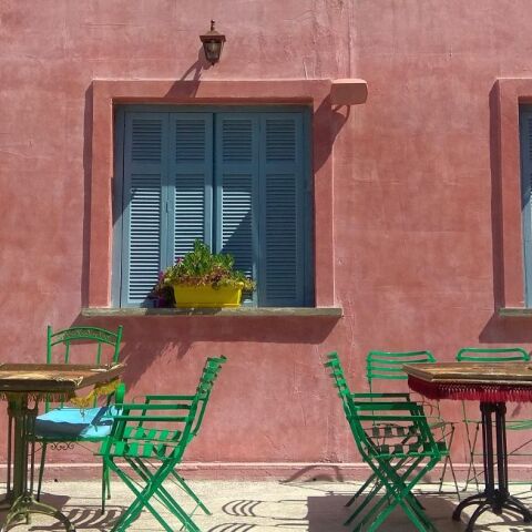 Η Μαντανία στη Δάφνη έχει την ωραιότερη αυλή