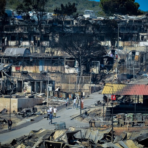 Φωτιά στο ΚΥΤ της Μόριας