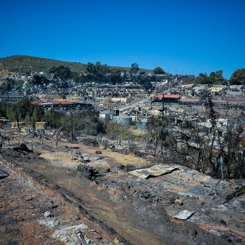 Φωτιά στο ΚΥΤ της Μόριας