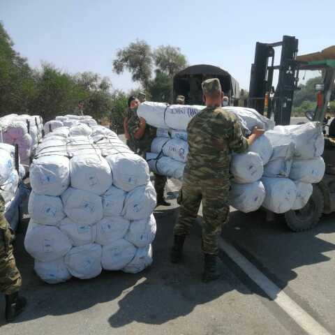 Μεταφορά σκηνών στη Μόρια