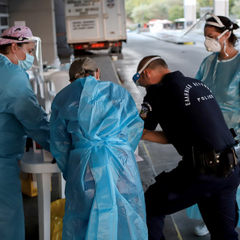 Στιγμιότυπο από το Τελωνείο της Κακαβιάς στα ελληνοαλβανικά σύνορα 