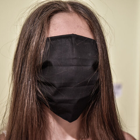 Αστοχίες με τις μάσκες για τον κορωνοϊό που δόθηκαν σε μαθητές στην Πρέβεζα