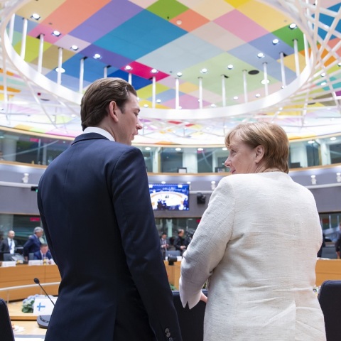 Ο Σεμπάστιαν Κουρτς και η Άνγκελα Μέρκελ 