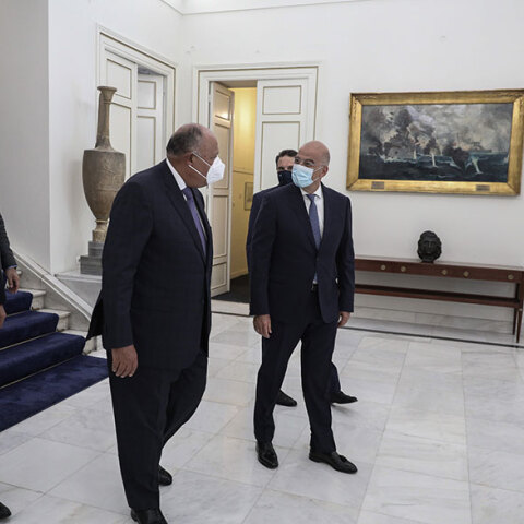 Σε καλό κλίμα η συνάντηση στην Αθήνα ανάμεσα στον υπουργό Εξωτερικών Νίκο Δένδια και τον Αιγύπτιο ομόλογό του Σάμεχ Σούκρι