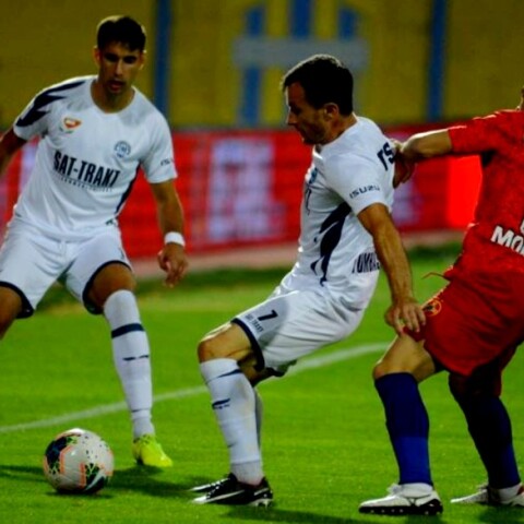 Μπάτσκα Τόπολα-Στεάουα Βουκουρεστίου