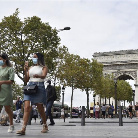 Κορωνοϊός στη Γαλλία: Περισσότερα από 10.000 τα νέα κρούσματα | 20.09.2020