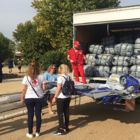 Αποστολή ανθρωπιστικής βοήθειας από τον Ελληνικό Ερυθρό Σταυρό σε Φάρσαλα και Καρδίτσα