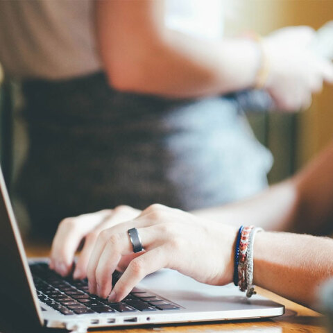 Τηλεργασία: Το νέο μέτρο για τον κορωνοϊό στην Αττική προβλέπει υποχρεωτική εξ αποστάσεως εργασία για το 40% του προσωπικού σε μια επιχείρηση