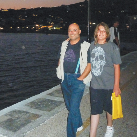 Ο Στράτος Φαναράς με το γιο του Κωστή 