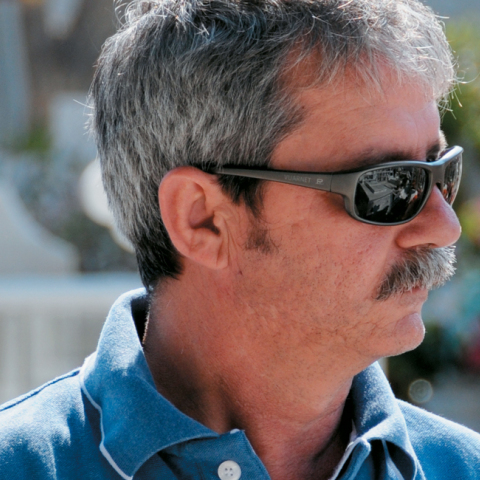 H Μύκονος του ∆ηµήτρη Ρουσουνέλου