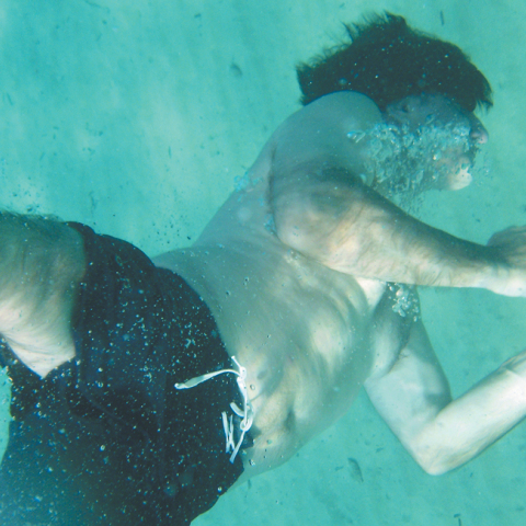 Η Πάρος του Άκη Σακελλαρίου